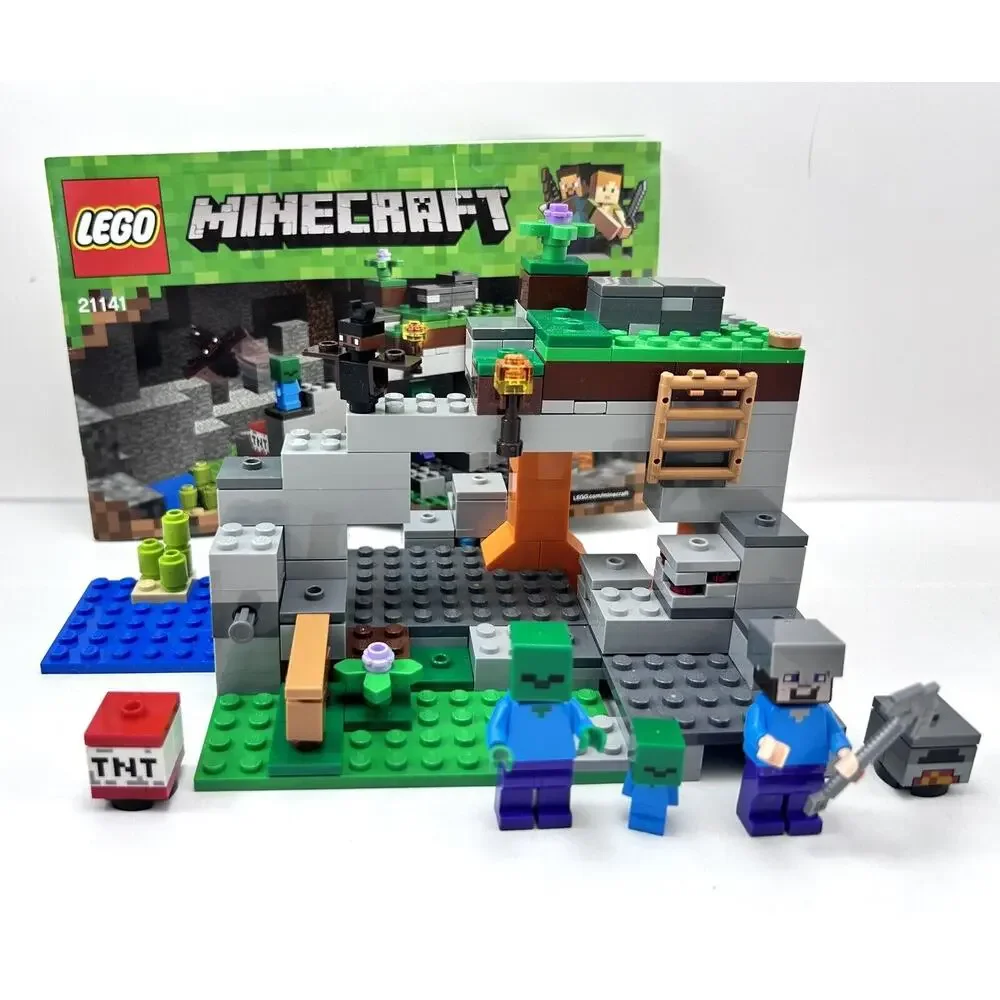 LEGO Minecraft The Zombie Cave 21141 100% Complete Minifigs & Manual Steve Baby - Picture 1 of 14